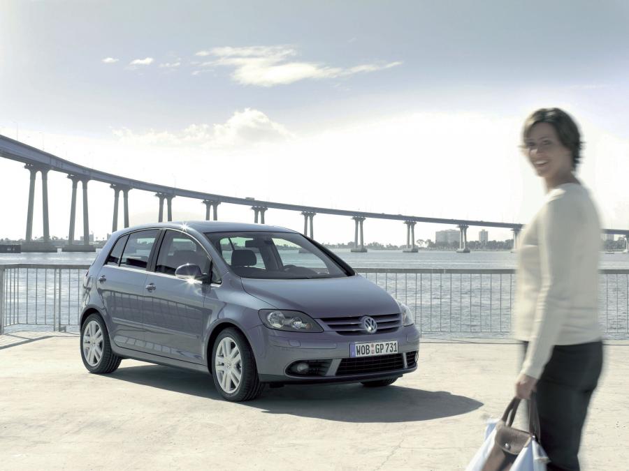  Volkswagen Golf Plus 2005 года  (фото 28 из 88)